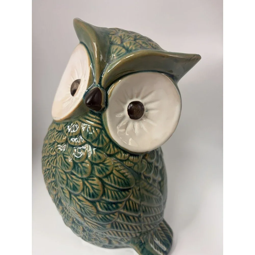 Wise Owl Green/Tan Ceramic 9”x5”x4”